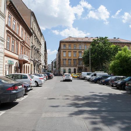 Apartamento Carolyn Apartman In The Old City Budapest Exterior foto